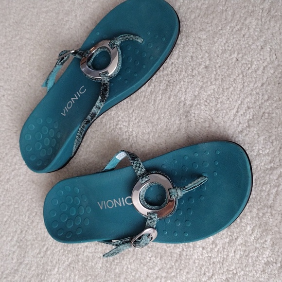 Vionic teal blue python print leather sandals. Size 8 - Picture 1 of 9